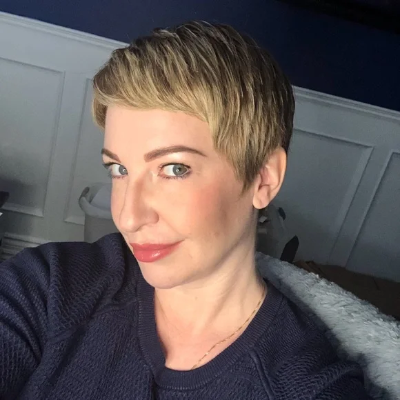 Jon Renau Short Blonde Pixie Cut Wig - Picture 2 of 16
